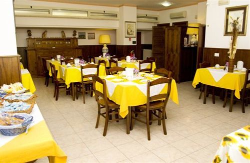 Hotel California Ariccia Esterno foto