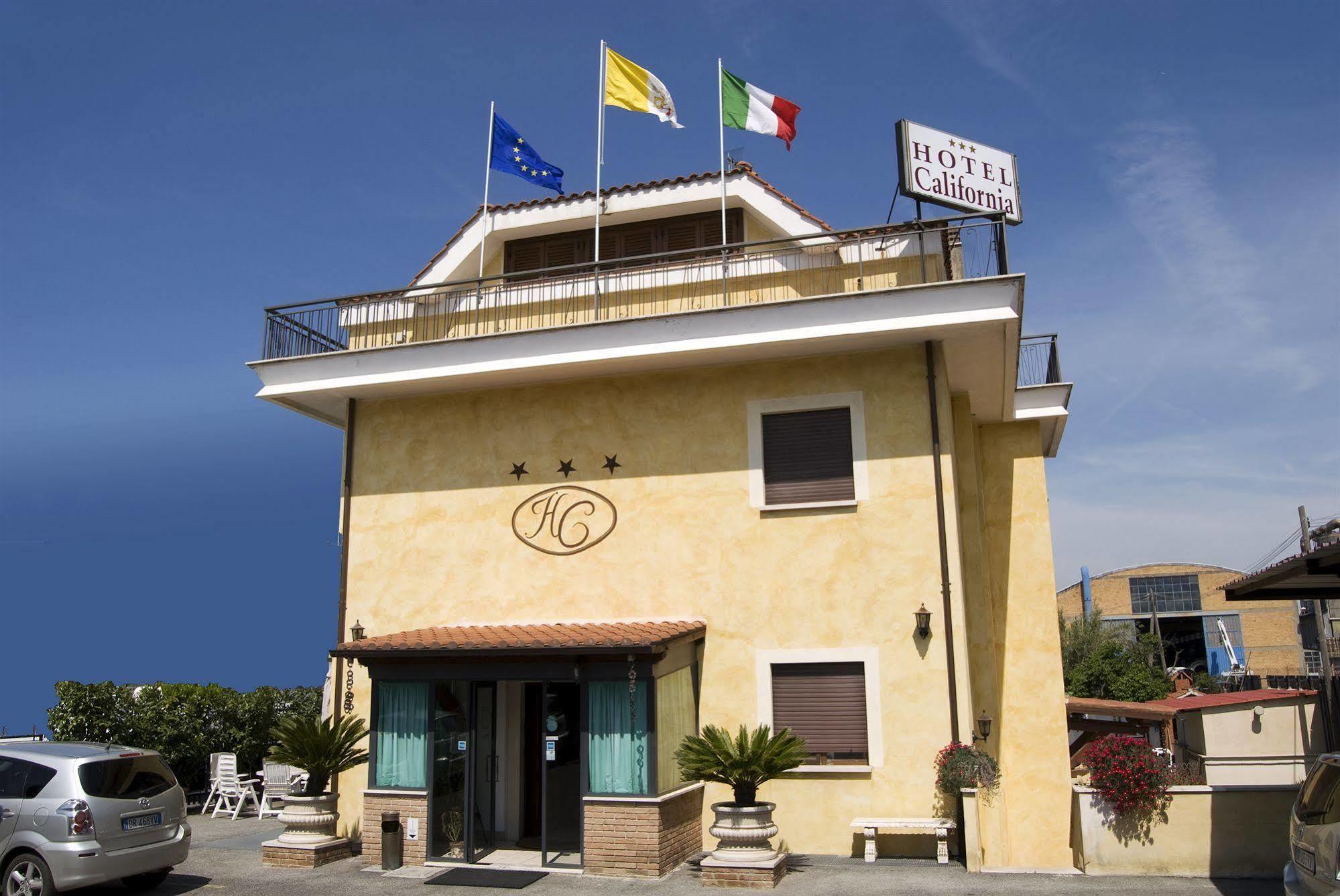 Hotel California Ariccia Esterno foto